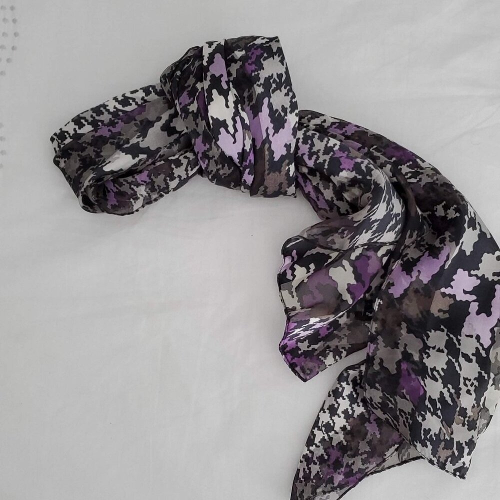 Lightweight Neck Scarf